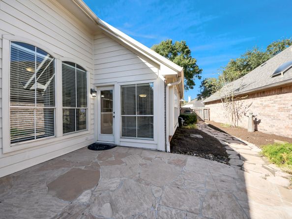 731 Avery Drive, Sugar Land TX 77479