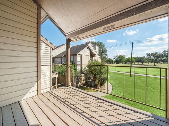 8543 Sands Point Drive Drive, Houston TX 77036