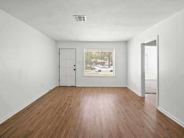 8327 Bonner Drive, Houston TX 77017