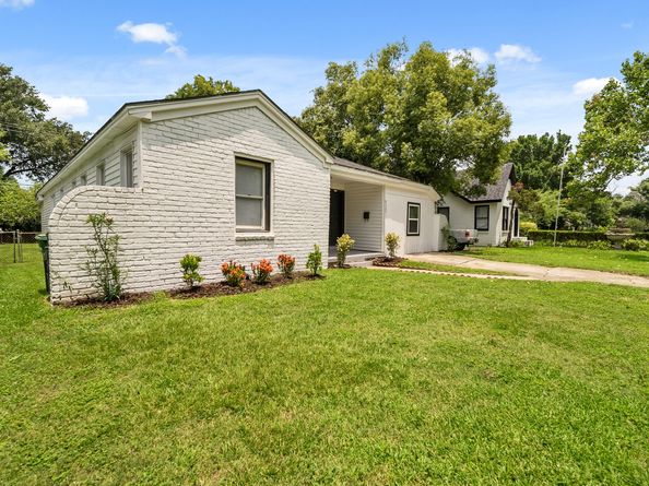 8327 Bonner Drive, Houston TX 77017