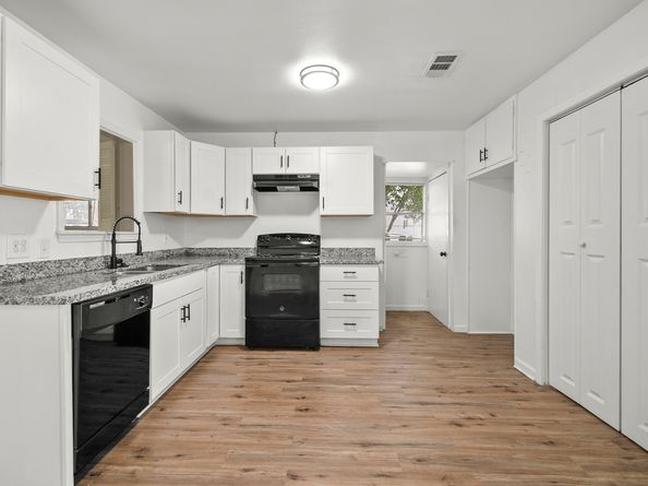 8327 Bonner Drive, Houston TX 77017