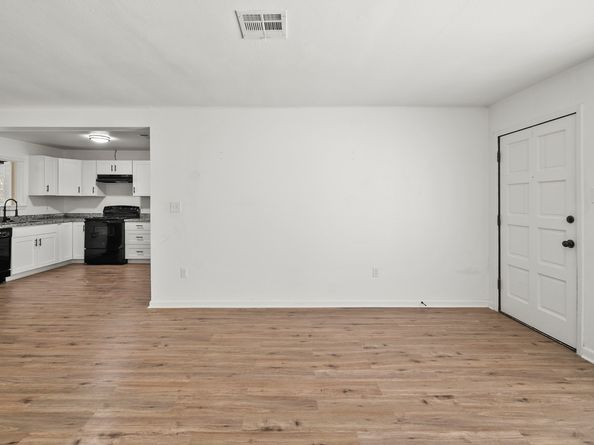 8327 Bonner Drive, Houston TX 77017