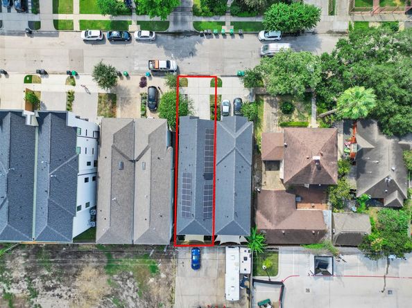 520 Peden Street, Houston TX 77006
