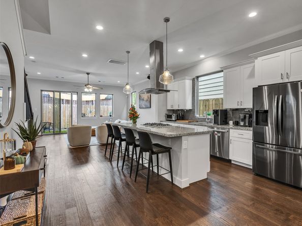 520 Peden Street, Houston TX 77006