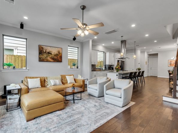 520 Peden Street, Houston TX 77006