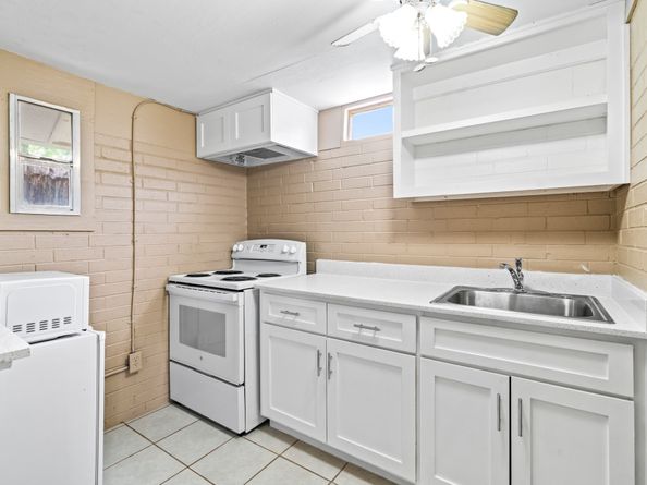 5217 Claremont Street, Houston TX 77023