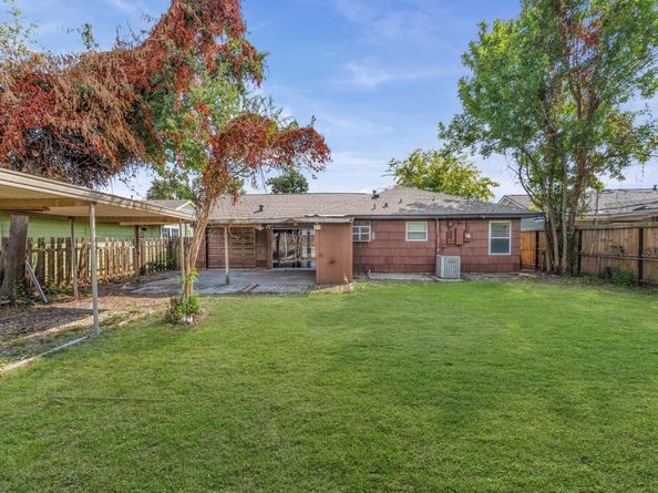 706 Redondo Drive, Houston TX 77015