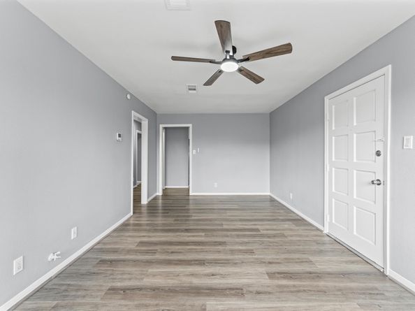 706 Redondo Drive, Houston TX 77015