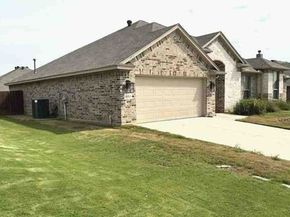 640 Steerman Court, Saginaw TX 76179