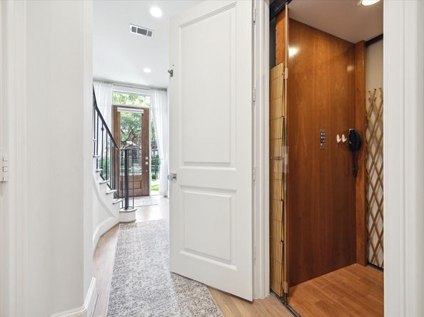 2911 Mid Lane, Houston TX 77027