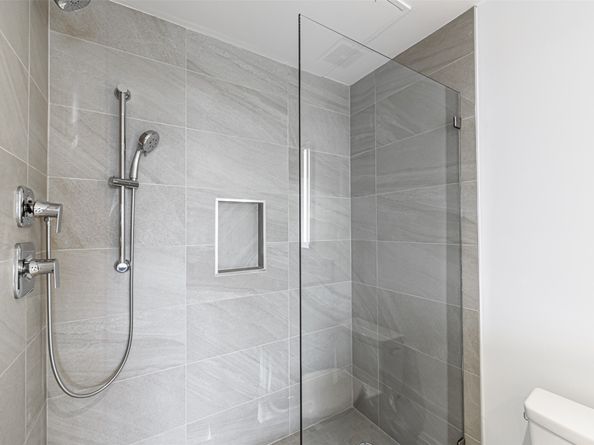 1701 Hermann Drive 24A, Houston TX 77004