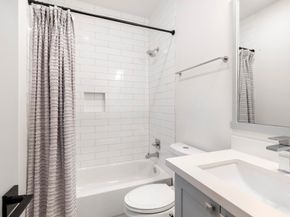 846 Wakefield Drive B, Houston TX 77018