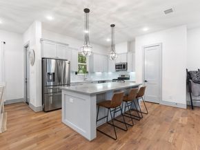 846 Wakefield Drive B, Houston TX 77018