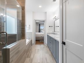 846 Wakefield Drive B, Houston TX 77018