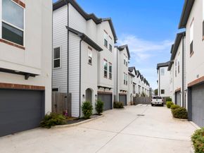 846 Wakefield Drive B, Houston TX 77018