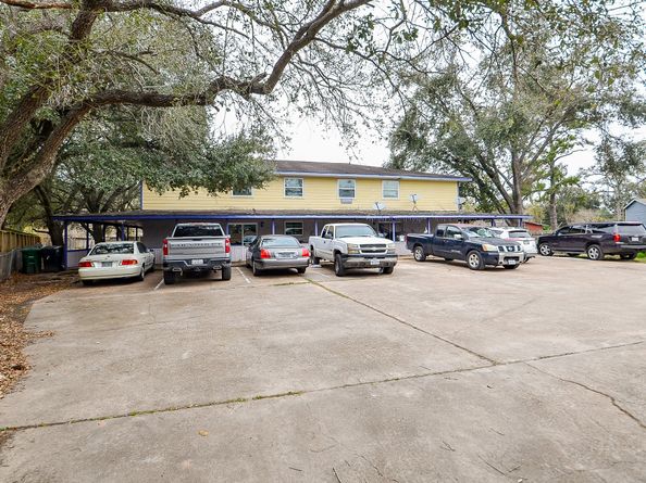 2119 Barr Street, Houston TX 77080