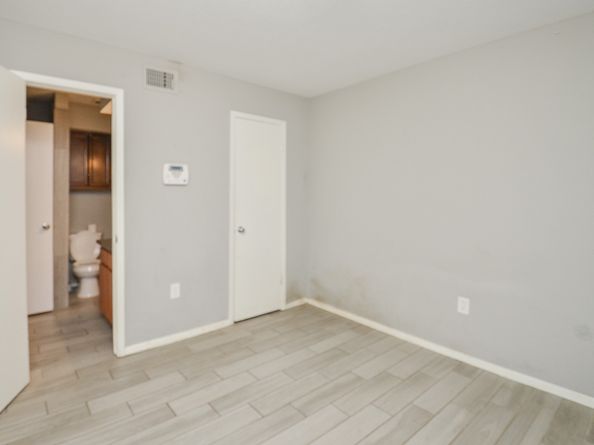 2119 Barr Street, Houston TX 77080