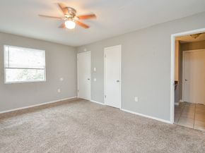 2119 Barr Street, Houston TX 77080