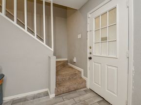 2119 Barr Street, Houston TX 77080