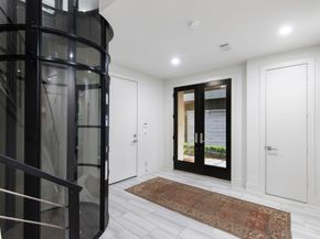 205 Portland Street, Houston TX 77006