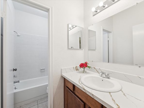 3500 Tangle Brush Drive 179, The Woodlands TX 77381