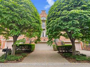 103 Hudson Cove, Edgewater NJ 07020