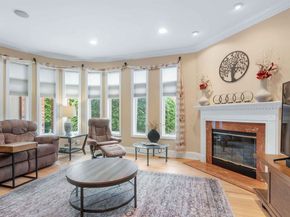 103 Hudson Cove, Edgewater NJ 07020