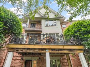 103 Hudson Cove, Edgewater NJ 07020