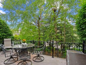 103 Hudson Cove, Edgewater NJ 07020