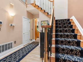 103 Hudson Cove, Edgewater NJ 07020