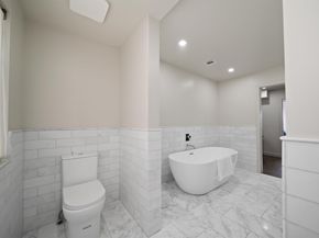 1110 River Rd 102, Edgewater NJ 07020