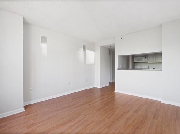 1 2nd St 314, Jersey City NJ 07302