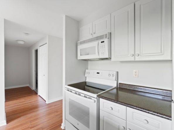 1 2nd St 314, Jersey City NJ 07302