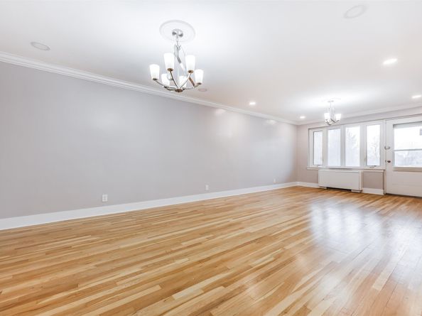 70 West 32nd St 3A, Bayonne NJ 07002