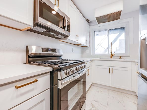 70 West 32nd St 3A, Bayonne NJ 07002