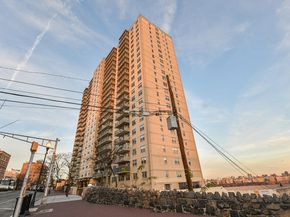 6600 Blvd East 22J, West New York NJ 07093