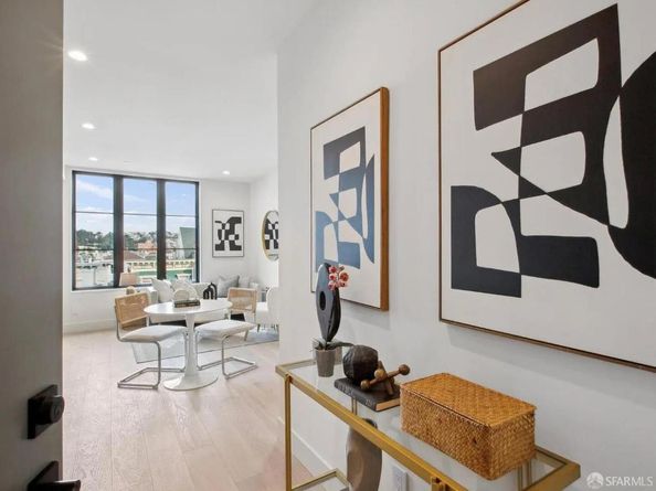 986 South Van Ness Avenue 302, San Francisco CA 94110