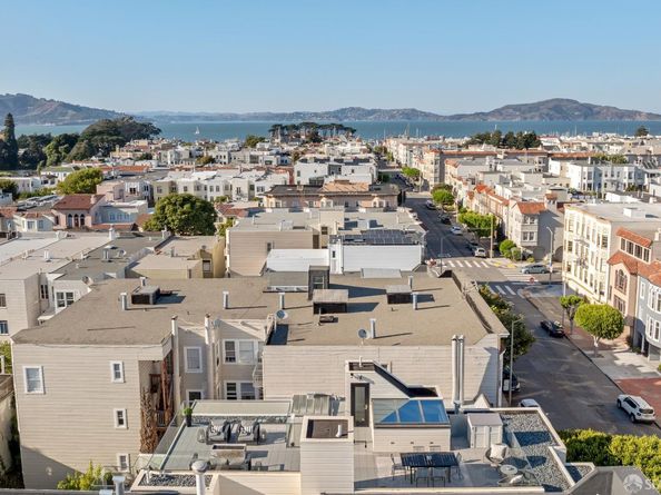 3307 Broderick Street, San Francisco CA 94123