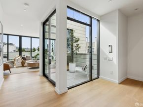3307 Broderick Street, San Francisco CA 94123