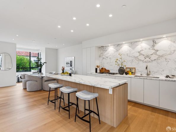 3307 Broderick Street, San Francisco CA 94123