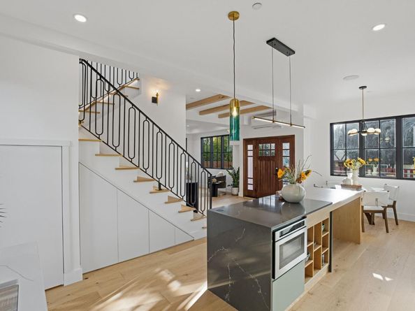 3021 Bateman Street, Berkeley CA 94705