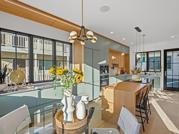 3021 Bateman Street, Berkeley CA 94705