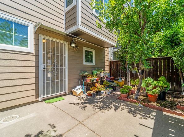 1431 5th Avenue, Oakland CA 94606