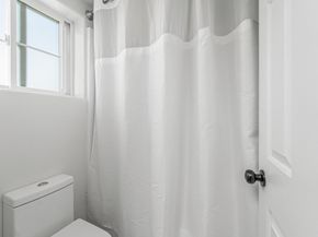 1431 5th Avenue, Oakland CA 94606