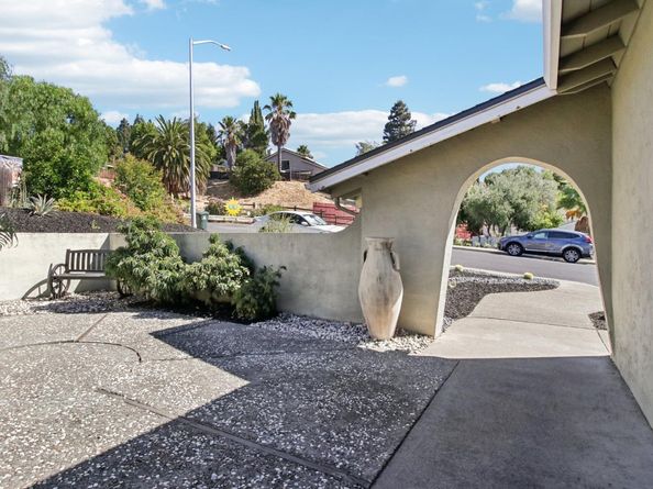 2246 Minaret Drive, Martinez CA 94553