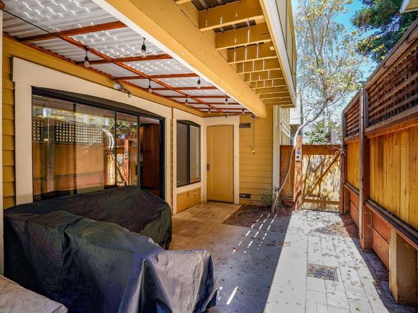 677 Center Avenue, Martinez CA 94553